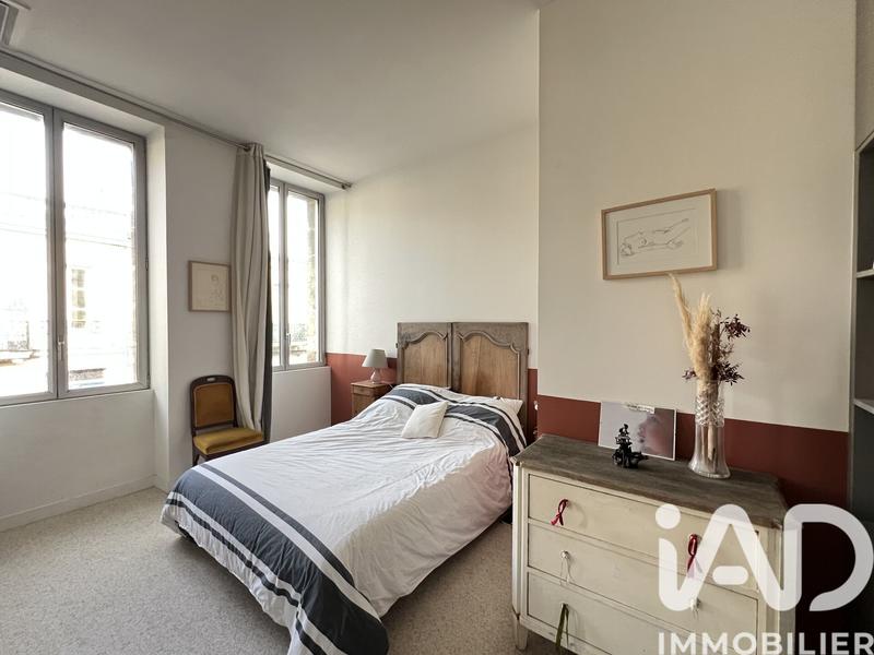 Appartement - 189 m² - 6 pièces
