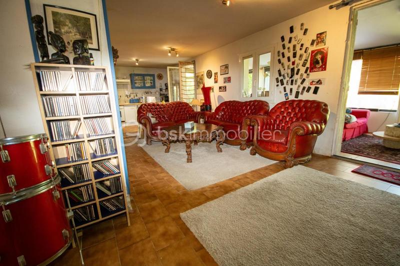 Maison - 193 m² - 8 pièces