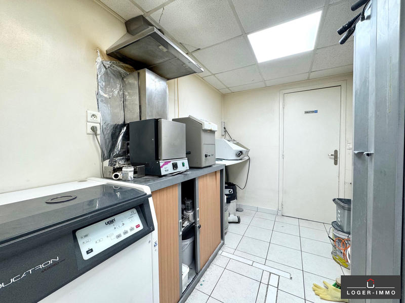 Local commercial - 81 m²