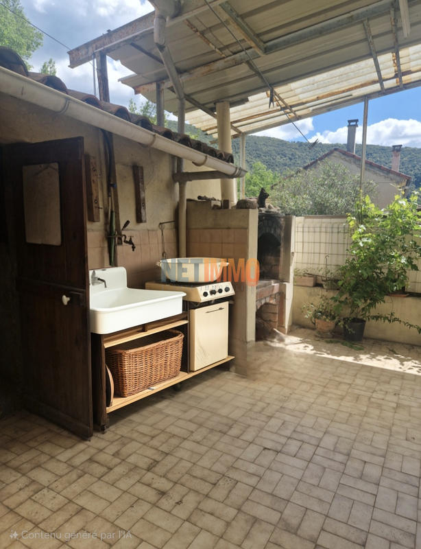 Maison - 180 m² - 10 pièces