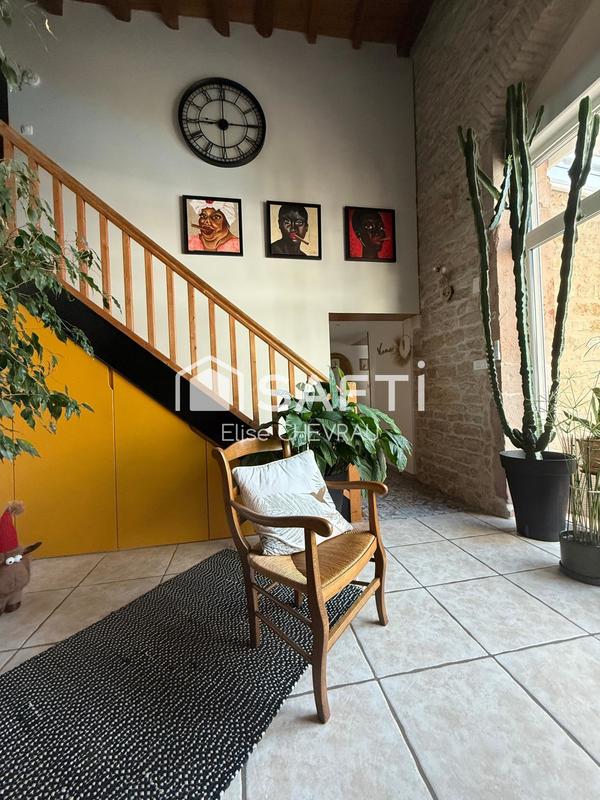 Maison - 182 m² - 6 pièces