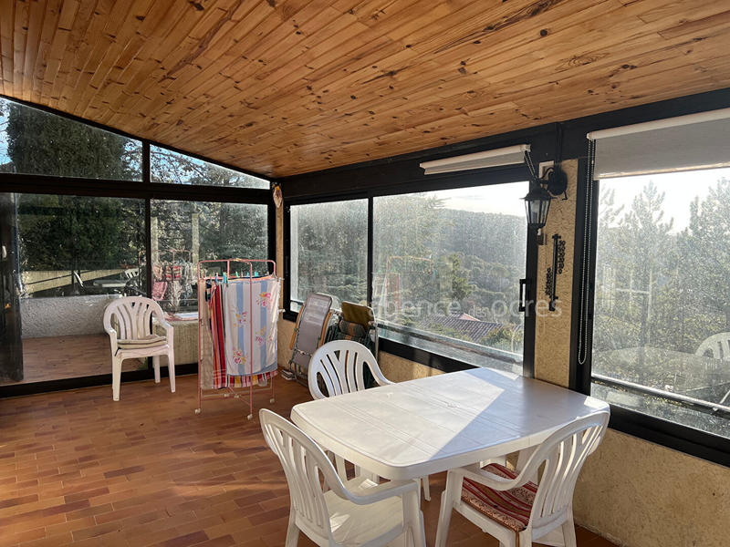 Maison - 195 m² - 7 pièces