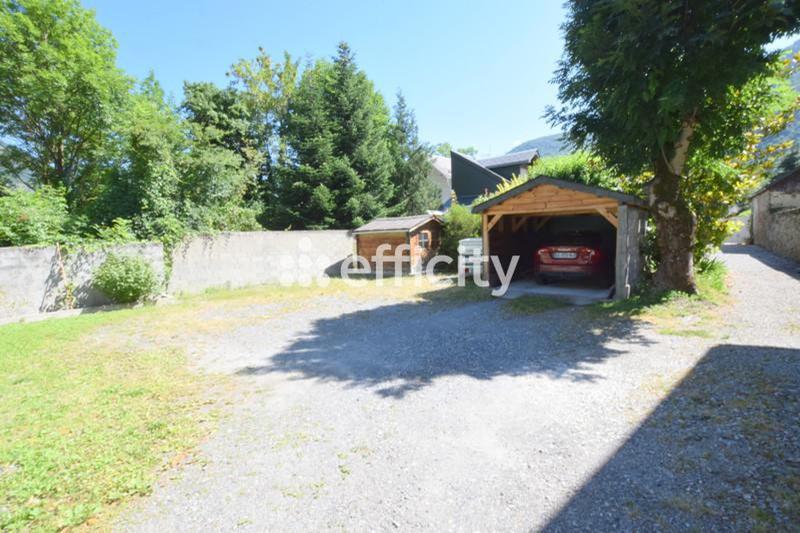 Maison - 284 m² - 10 pièces