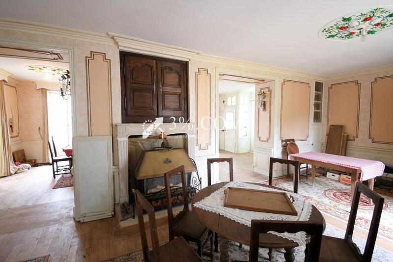 Propriété - 264 m² - 11 pièces