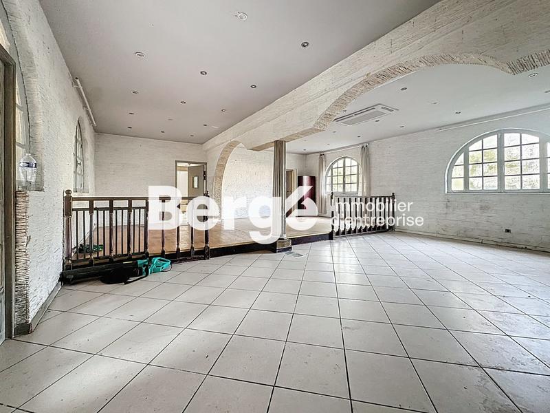 Local commercial - 478 m²