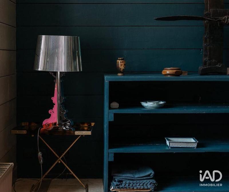 Maison - 1 445 m² - 20 pièces