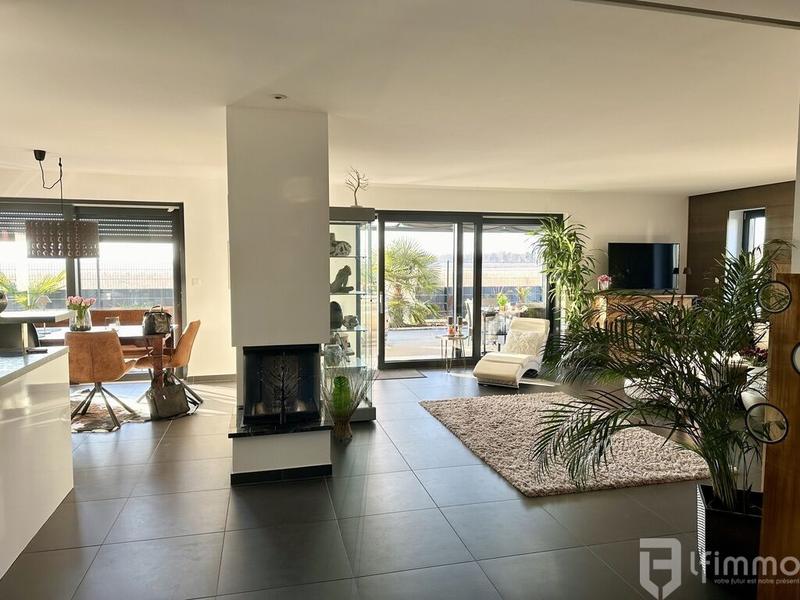 Maison - 153 m² - 6 pièces