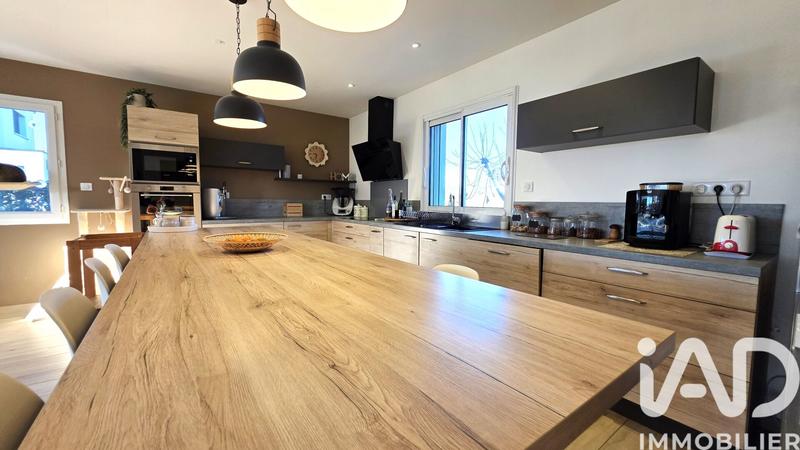 Maison - 137 m² - 4 pièces