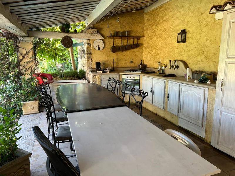 Maison - 140 m² - 4 pièces