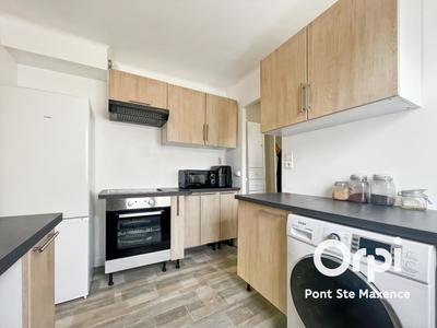 Maison - 75 m² - 5 pièces