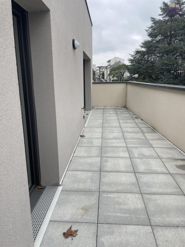 Appartement - 87 m² - 4 pièces