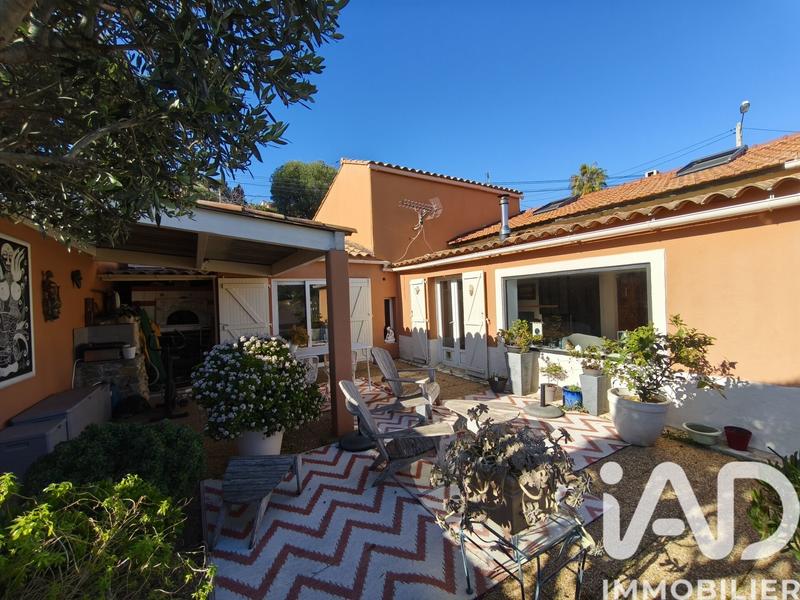 Maison - 136 m² - 5 pièces