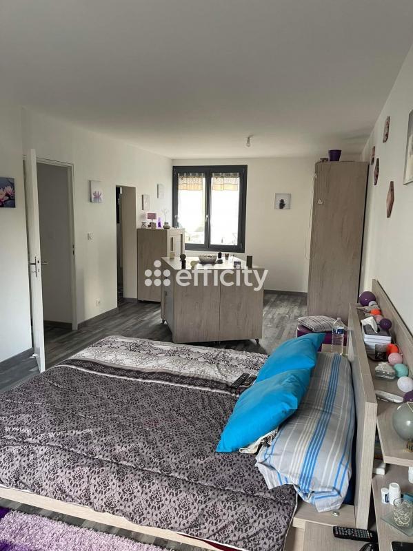 Maison - 228 m² - 6 pièces