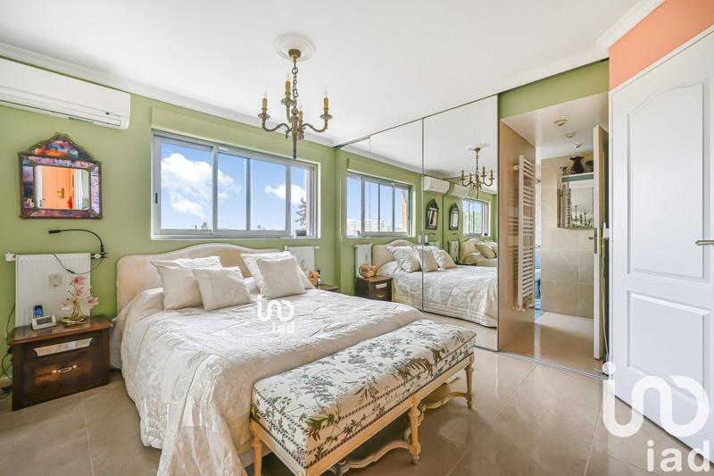 Appartement - 141 m² - 5 pièces