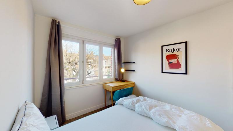 Appartement - 82 m² - 5 pièces