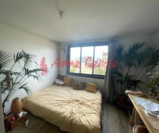 Maison - 187 m² - 8 pièces