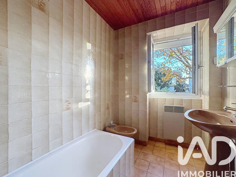 Maison - 98 m² - 5 pièces