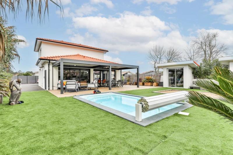 Maison - 159 m² - 5 pièces