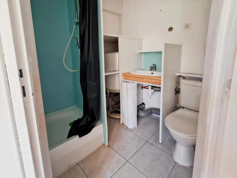 Studio - 304 m² - 8 pièces