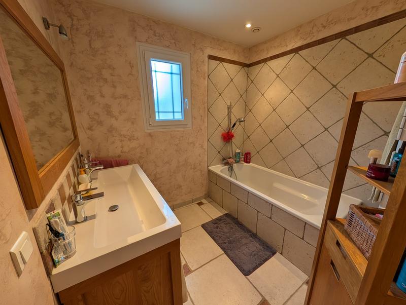 Maison - 135 m² - 6 pièces