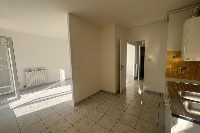 Appartement - 80 m² - 3 pièces