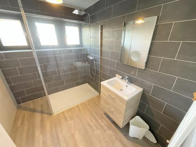 Maison ancienne - 207 m² - 7 pièces