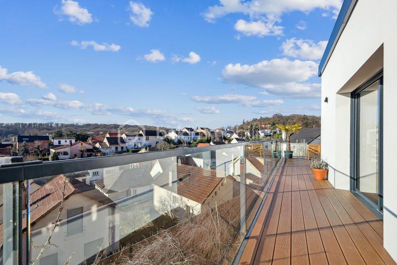 Maison - 234 m² - 7 pièces