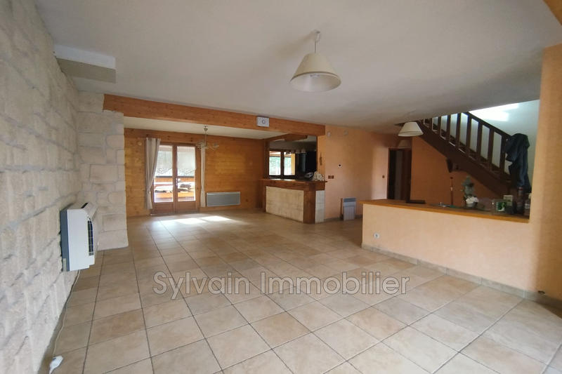 Maison - 138 m² - 7 pièces
