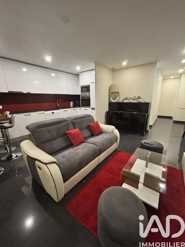 Appartement - 80 m² - 4 pièces