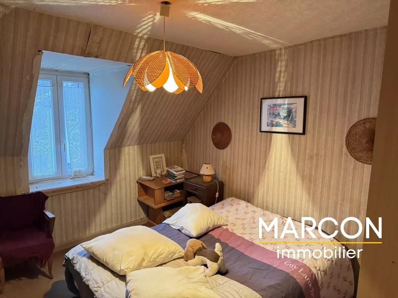 Maison de village - 300 m² - 9 pièces