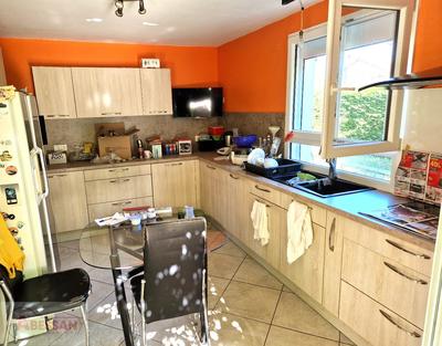 Maison - 97 m² - 4 pièces