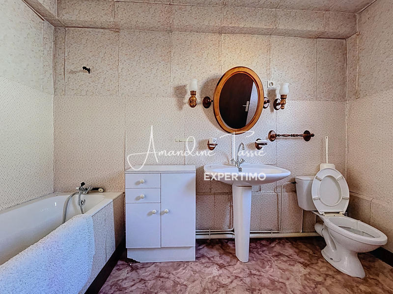 Maison - 90 m² - 4 pièces