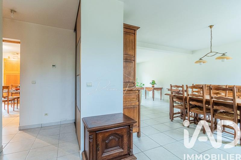 Maison - 185 m² - 10 pièces