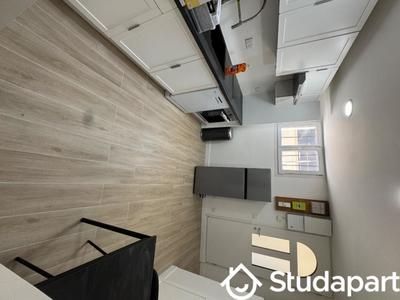 Chambre - 9 m² - 1 pièce