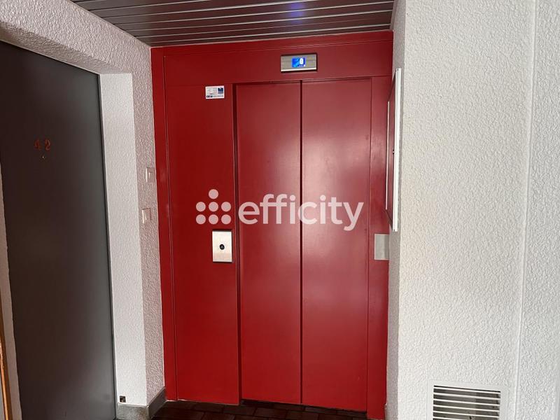 Studio - 15 m² - 1 pièce