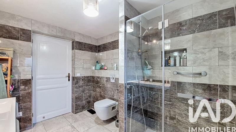 Maison - 81 m² - 5 pièces