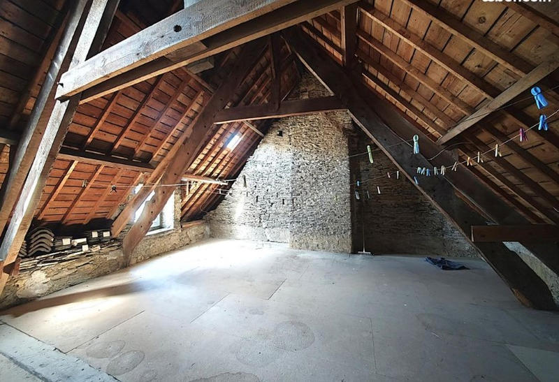 Maison - 280 m² - 10 pièces