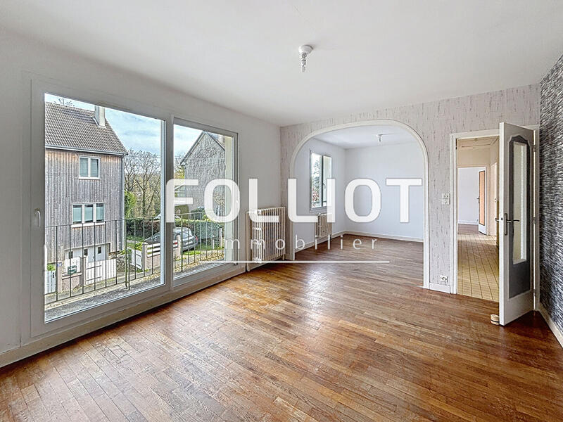 Maison - 75 m² - 5 pièces