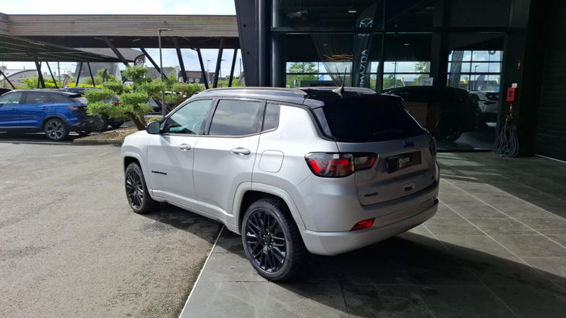 Jeep Compass II 1.3 Turbo T4 240 4xe s