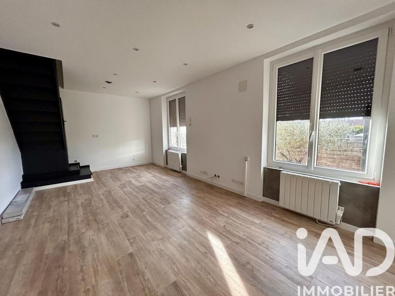 Maison - 90 m² - 5 pièces