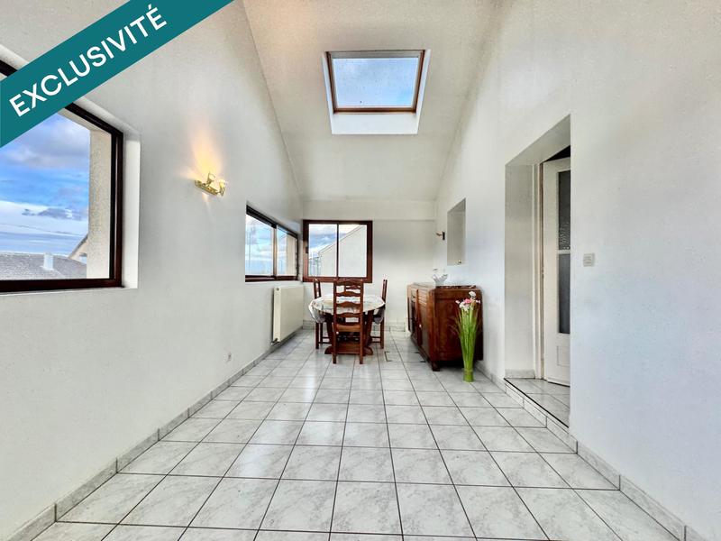 Maison - 94 m² - 4 pièces