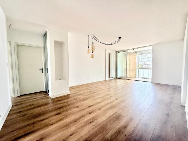 Appartement - 97 m² - 4 pièces