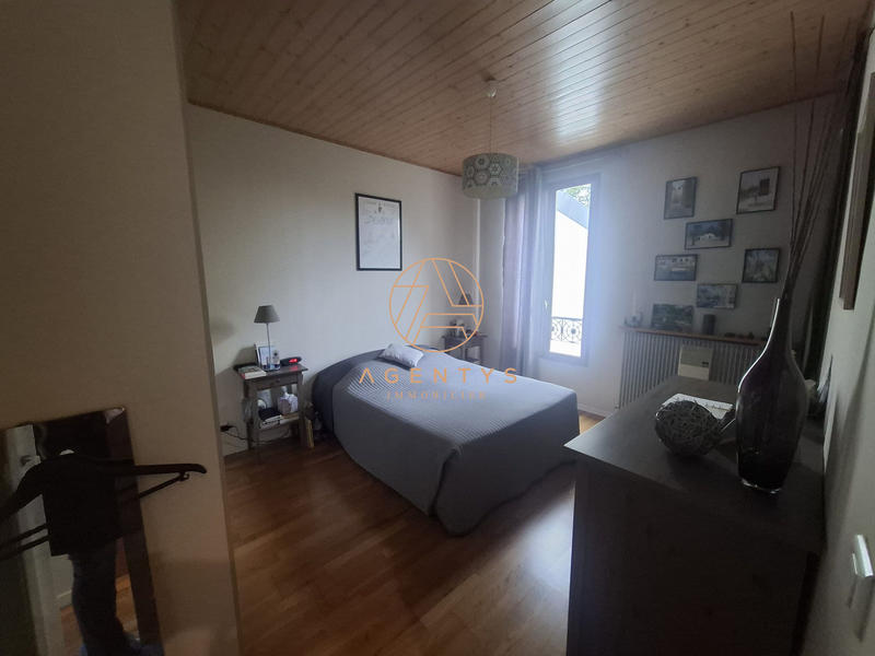 Maison - 95 m² - 4 pièces