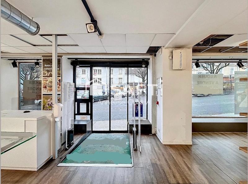 Local commercial - 423 m² - 11 pièces