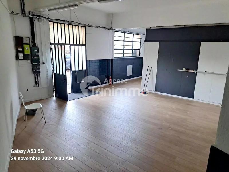 Local commercial - 198 m²