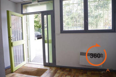 Local d'activités - 669 m²