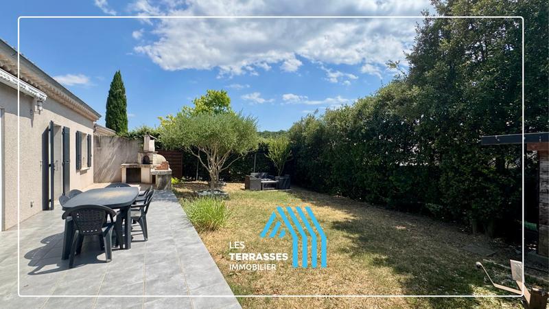 Maison - 93 m² - 5 pièces