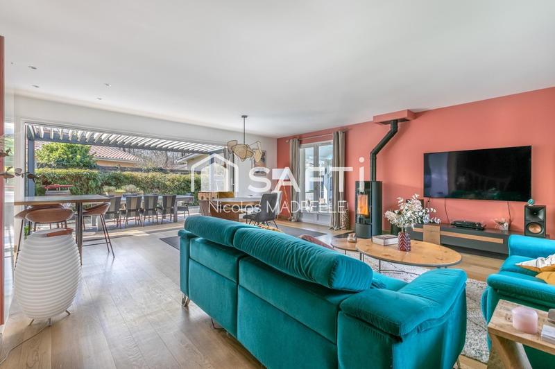 Maison - 170 m² - 6 pièces