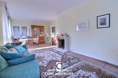 Appartement - 100 m² - 4 pièces