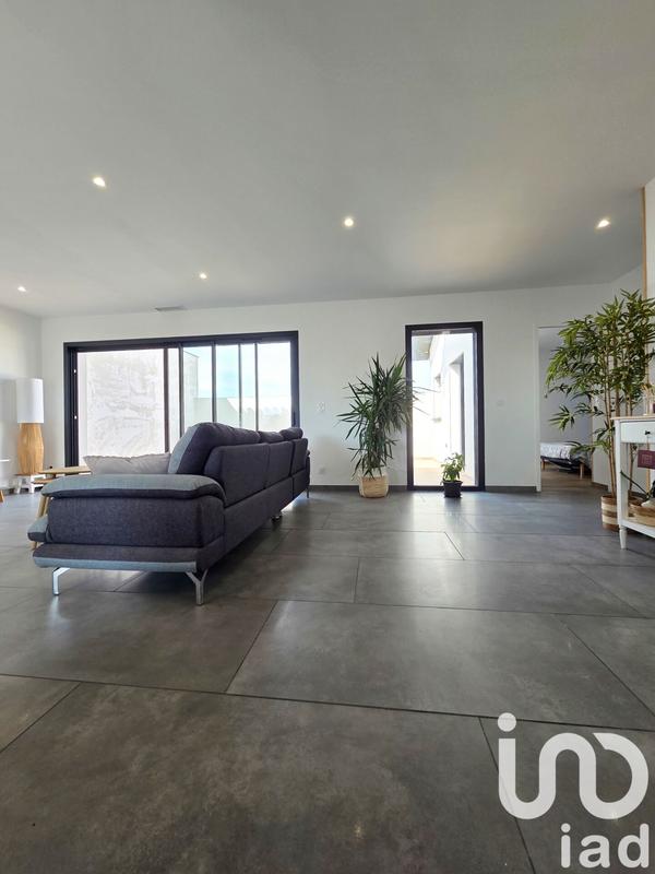 Maison - 96 m² - 4 pièces